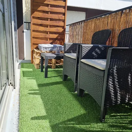 Apartment Enjoy - Proche Tram - 4 Pers -